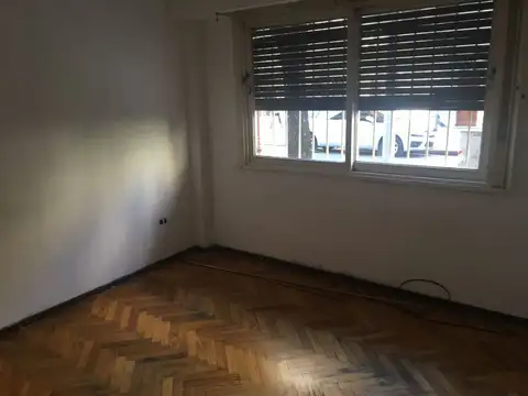 Departamento en Venta en Villa Pueyrredon, USD 110.000