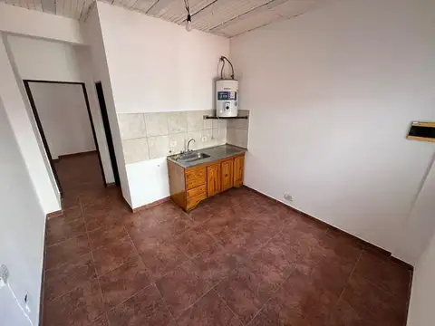 Departamento en Alquiler en Jose Leon Suarez, $ 380.000