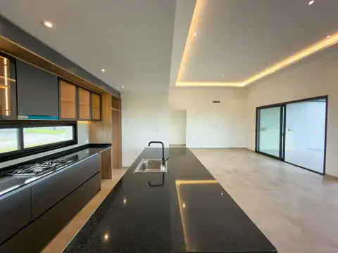 Casa en Venta en San Simon, USD 230.000