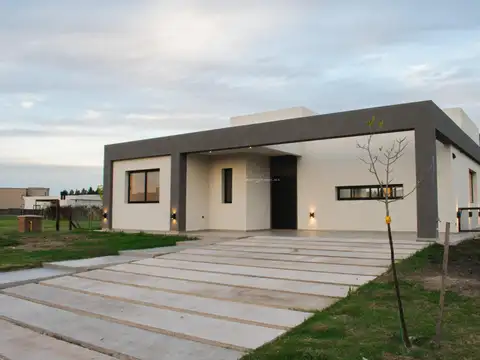 Venta Casa en San simón 3 Dormitorios Canning