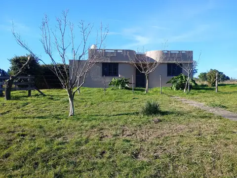 5 has agrícolas con casa reciclada en venta | Gobernador Castro
