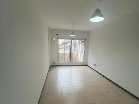 ALQUILER DEPARTAMENTO 1 DORMITORIO PATIO EXCLUSIVO