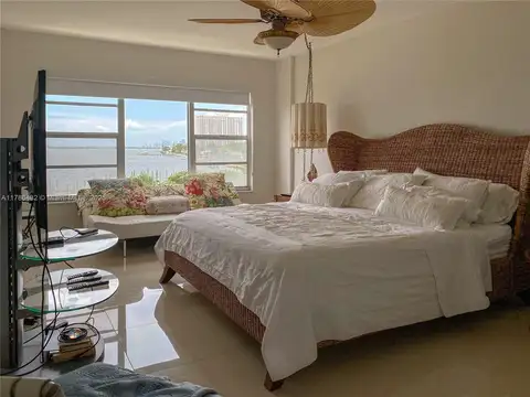 Departamento en Venta con 1 cochera