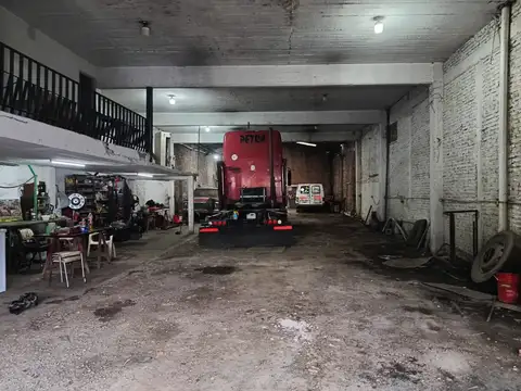 GALPON 360 m2 en San Justo, La Matanza. Ideal Taller, Depósito, Distribuidora