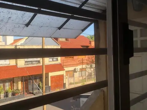 Departamento en Venta en Villa Luzuriaga, USD 70.000