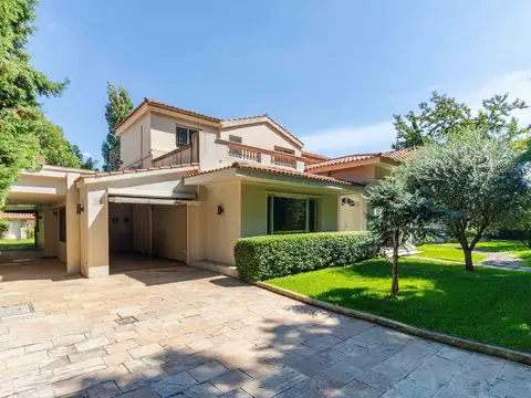 Casa en Venta de 6 dormitorios