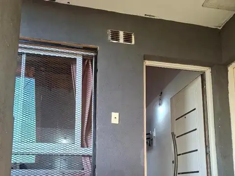 Venta Departamento 2 Amb. Luminoso c/ posibilidad de cochera