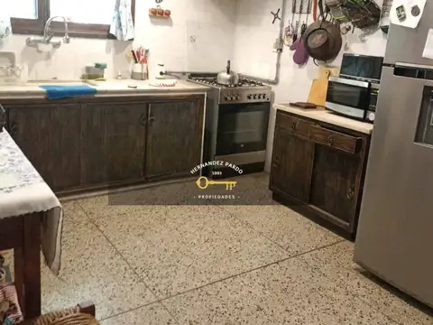 Casa 3 ambientes con 2 baños