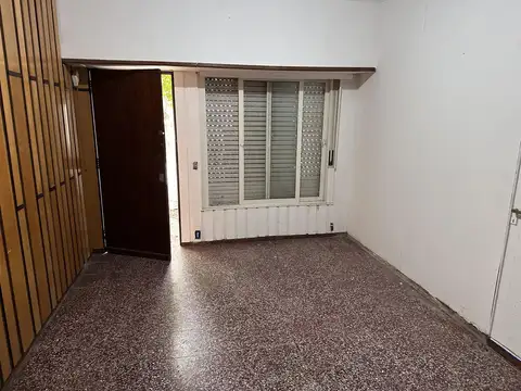 Perez Galdos Al  1300 - Hurlingham