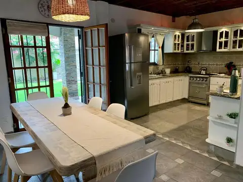 Casa en Venta en Ciudad Evita, USD 230.000