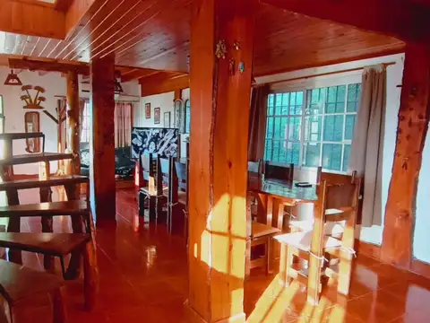 VENTA DOS CASAS Y CUATRO DUPLEX PARQUE SIQUIMAN