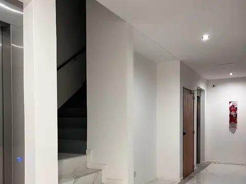 Cochera en Venta con acceso Ascensor