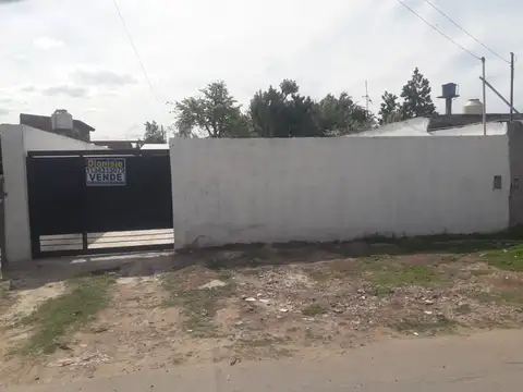 Casa en Venta en Maquinista F Savio, USD 60.000