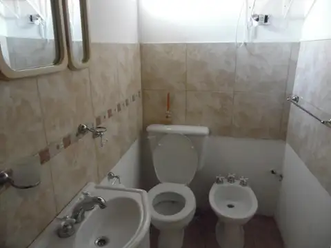 Departamento en Alquiler en Lomas de San Isidro, $ 900.000