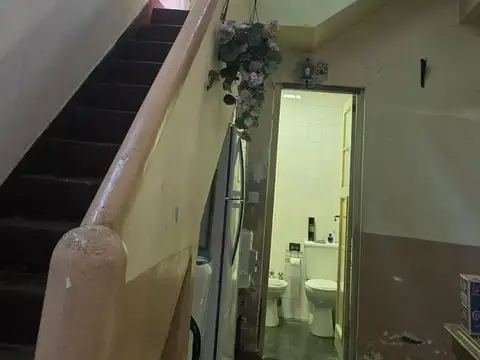Depto Tipo Casa en Venta 60 años