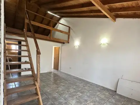 Casa 4 ambientes con 1 baño