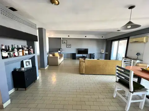 Local en Venta 30 años