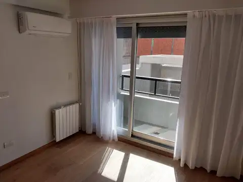 Departamento 2 dormitorios, doble cochera, balcón terraza, CATEGORÍA