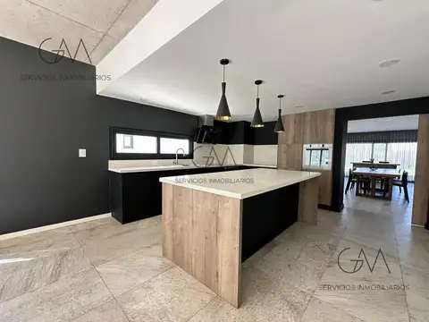 Casa en Alquiler A Estrenar