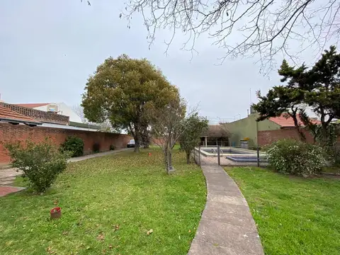 Importante Fracción 1724 m2.  a 6 cuadras de la Plaza