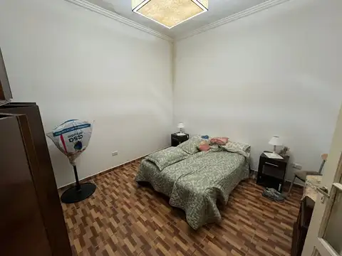 Depto Tipo Casa 4 ambientes con 2 baños