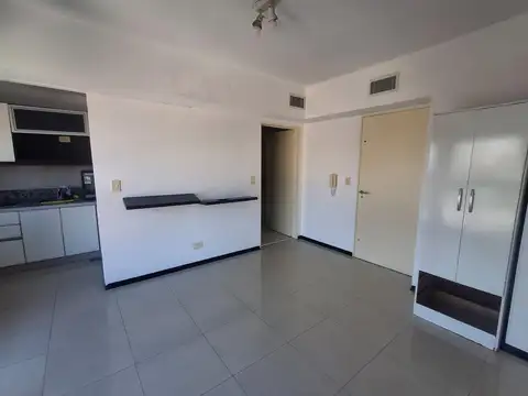 Departamento en Alquiler en Chacarita, $ 500.000
