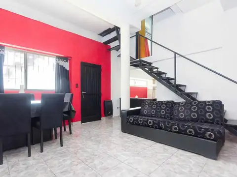 Depto Tipo Casa en Venta de 6 dormitorios