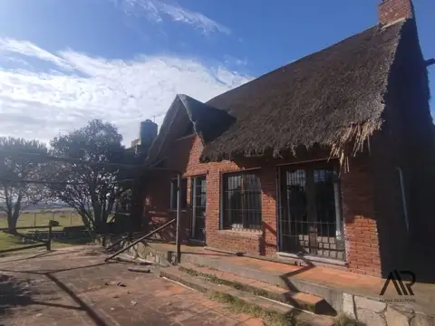 Chacra de 28 hectáreas con casa, lindera al Arroyo San Carlos, Paso Dutra/Maldonado-Uruguay 100