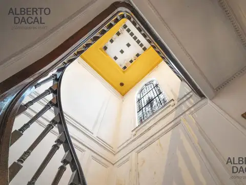 Marcelo Torcuato de Alvear al 1400