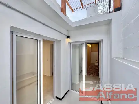 Depto Tipo Casa en Venta de 1 dormitorio