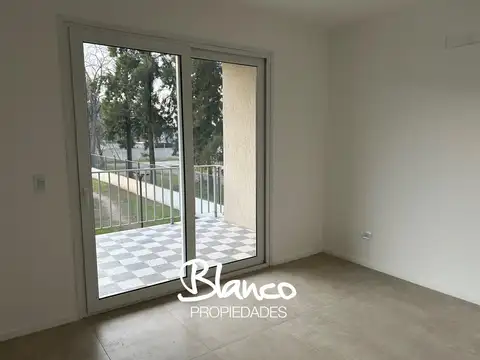 Departamento en Alquiler con 1 cocheras
