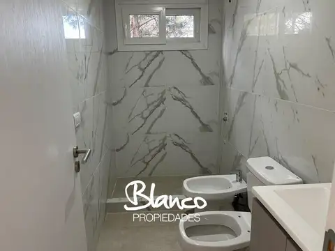 Departamento 3 ambientes con 3 baños