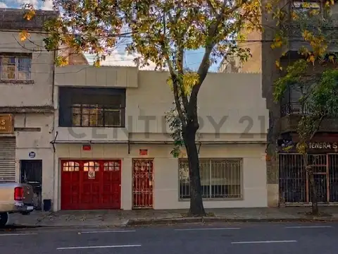 ¡Oportunidad Real! Casa en Pompeya: Estado Sublime y Precio Inmejorable