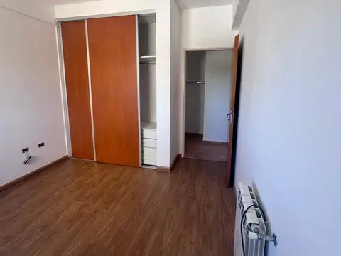 Departamento en Alquiler en La Plata, $ 420.000