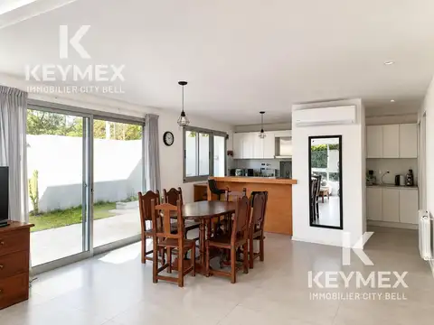 Depto Tipo Casa 3 ambientes con 2 baños
