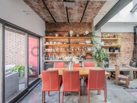Casa 5 ambientes con 2 baños