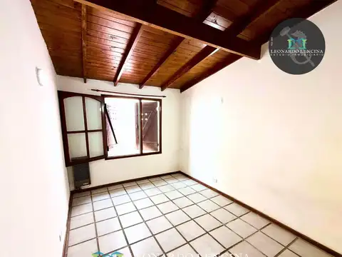 Depto Tipo Casa en Alquiler 40 años