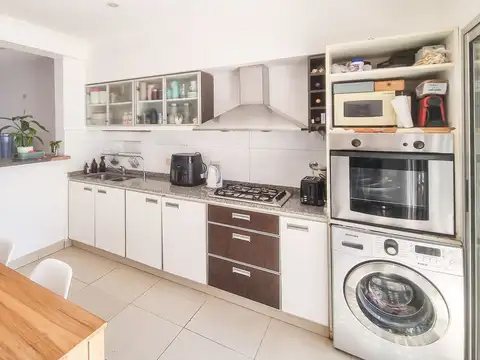 Depto Tipo Casa en Venta en Olivos, USD 295.000