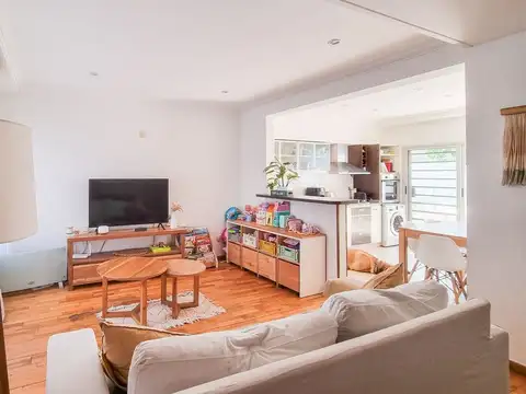 Depto Tipo Casa en Venta de 5 ambientes