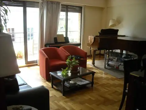 Dpto. 4 ambientes con cochera en Caballito