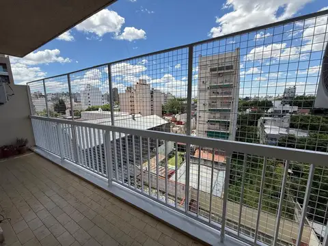 Alquiler | Depto 3 ambientes al contrafrente con balcón | Villa Urquiza