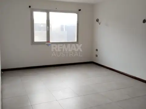 CASA 4 DORM.QUINCHO.ENTRADA AUTO