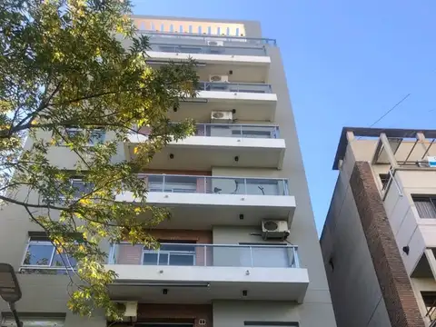 37 12 y 13. monoambiente con cocina separada. balcon, excelente alquiler la plata