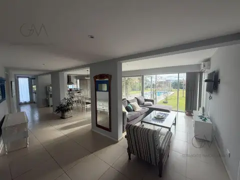Casa en Alquiler en Arenas del Sur, USD 2.000
