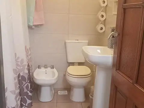 Depto Tipo Casa en Venta 60 años