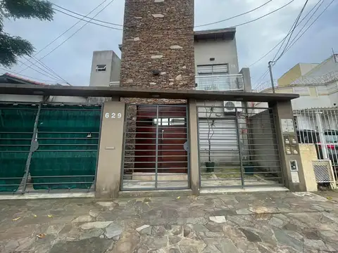 SIN EXPENSAS     Alquilo Dto Construccion nueva Fte y Ctfte, doble balcon