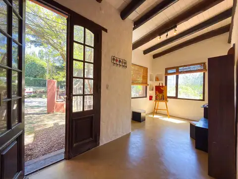 Casa 5 ambientes con 1 baño