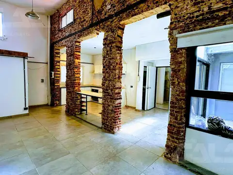 Depto Tipo Casa en Venta de 2 dormitorios