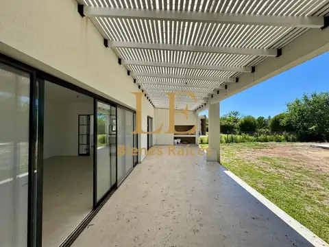 Casa en Venta en San Matias, USD 363.000
