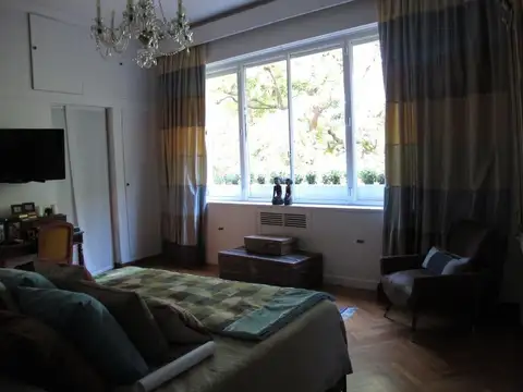 Departamento en Venta de 6 ambientes